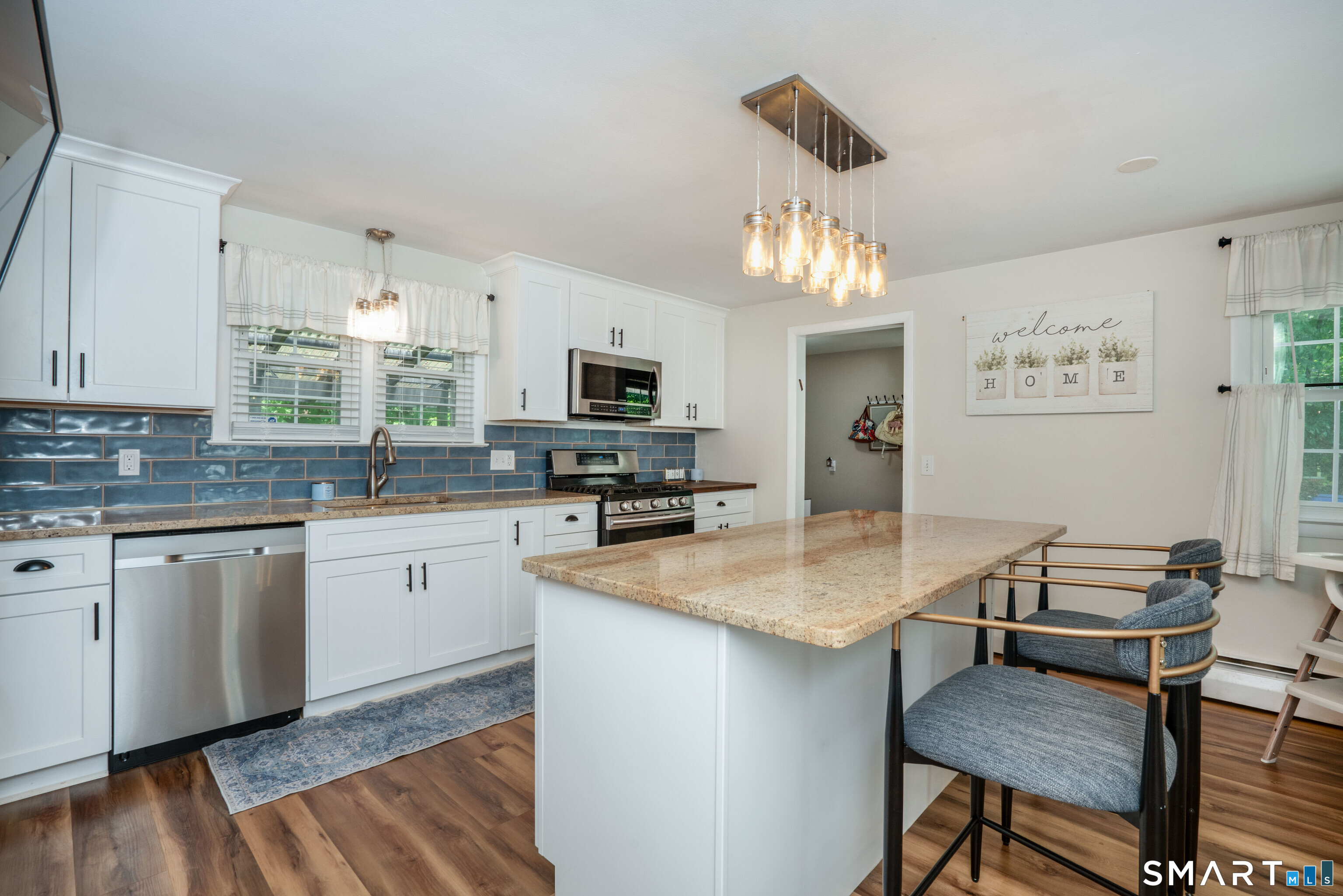 521 Shuttle Meadow Avenue New Britain CT 06052
