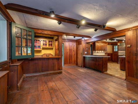 625 Charcoal Avenue Middlebury CT 06762