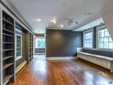 625 Charcoal Avenue Middlebury CT 06762
