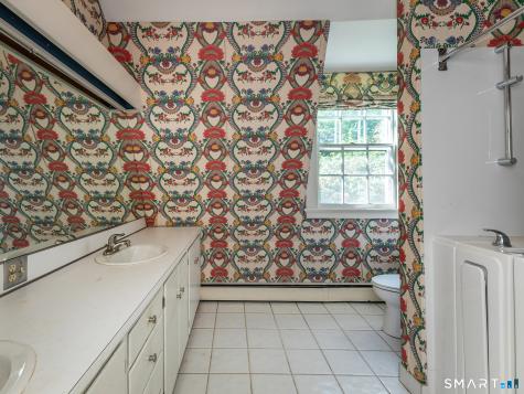 625 Charcoal Avenue Middlebury CT 06762