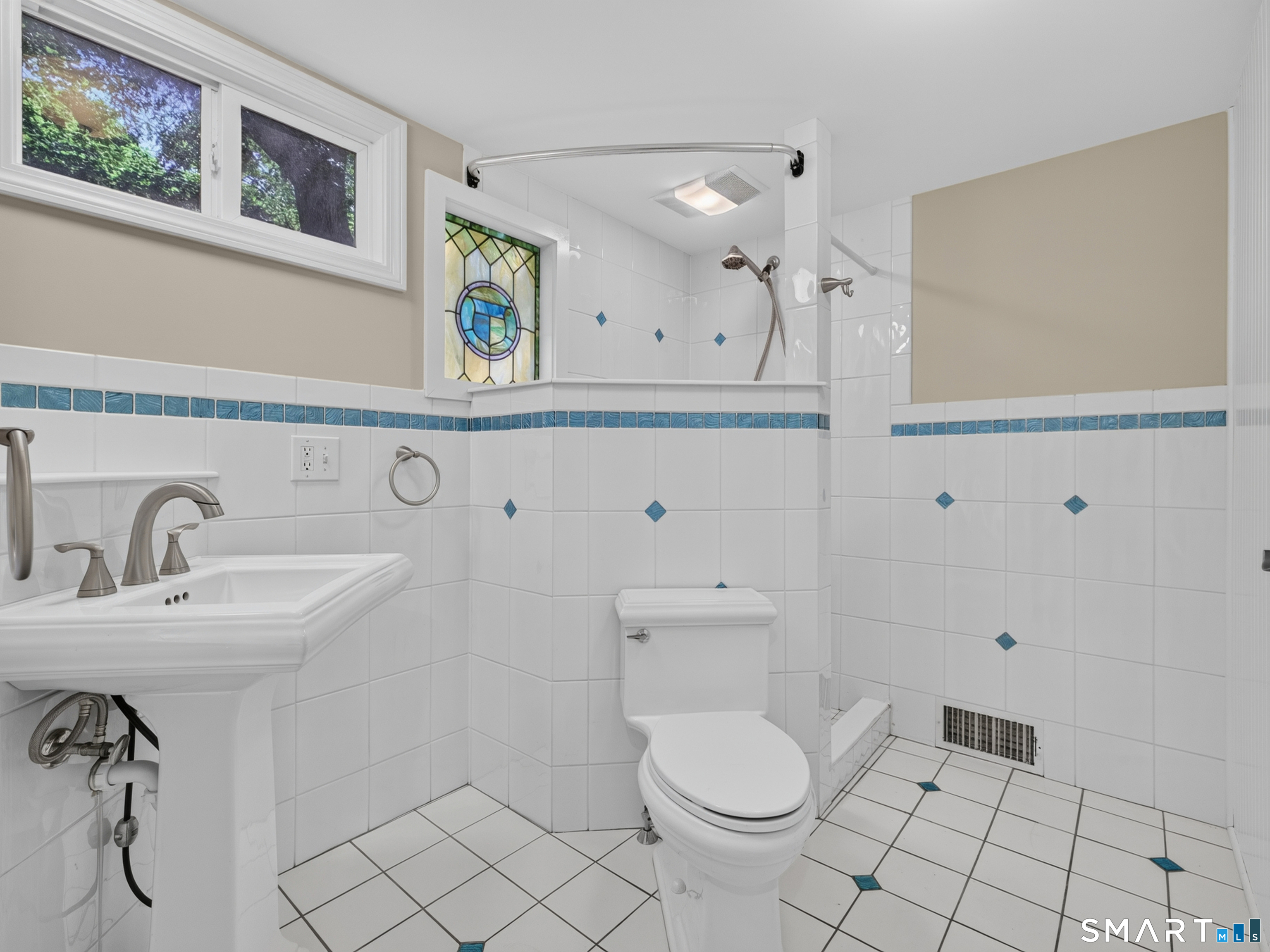 149 Liberty St Street Clinton CT 06413