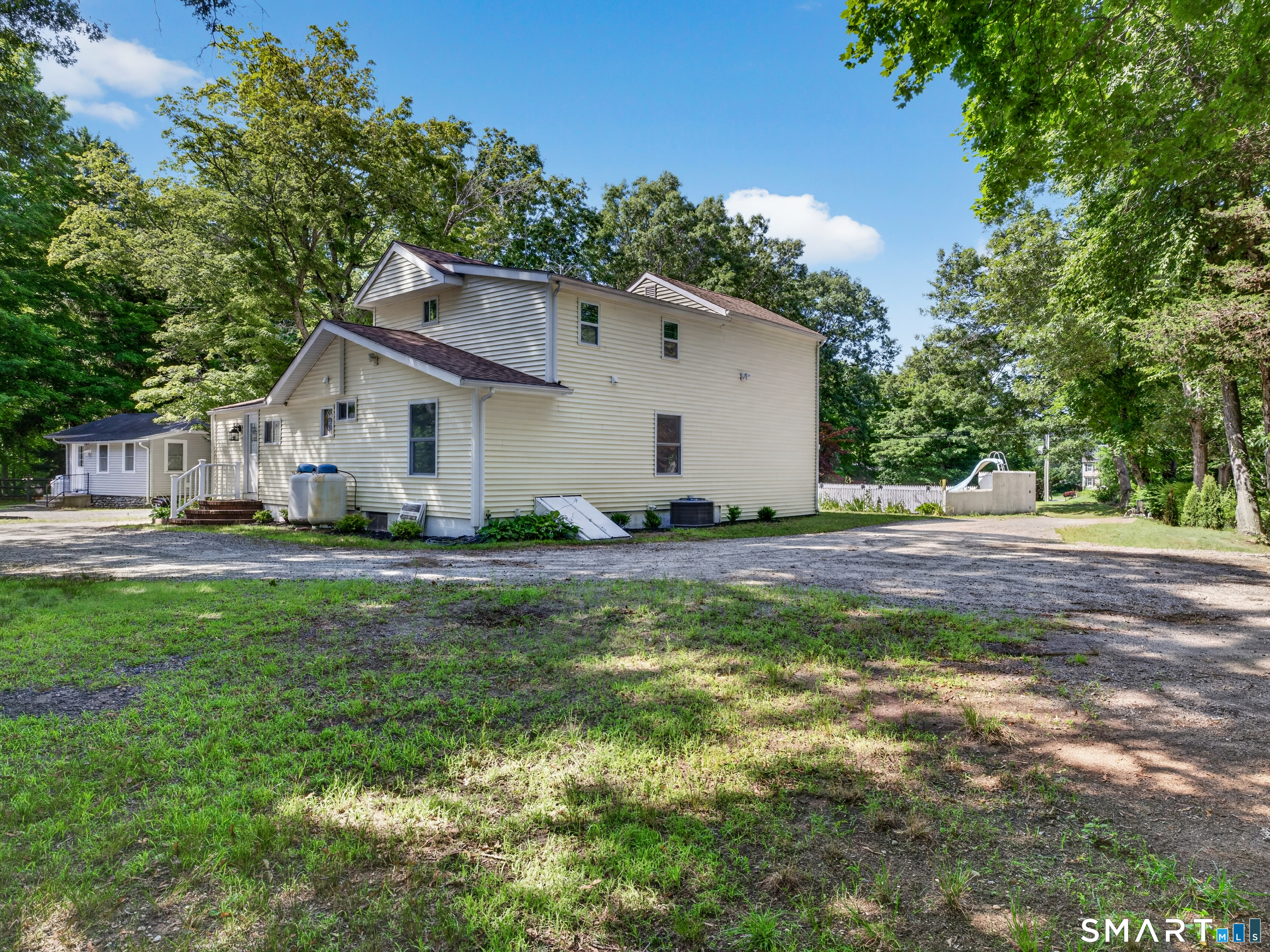 149 Liberty St Street Clinton CT 06413