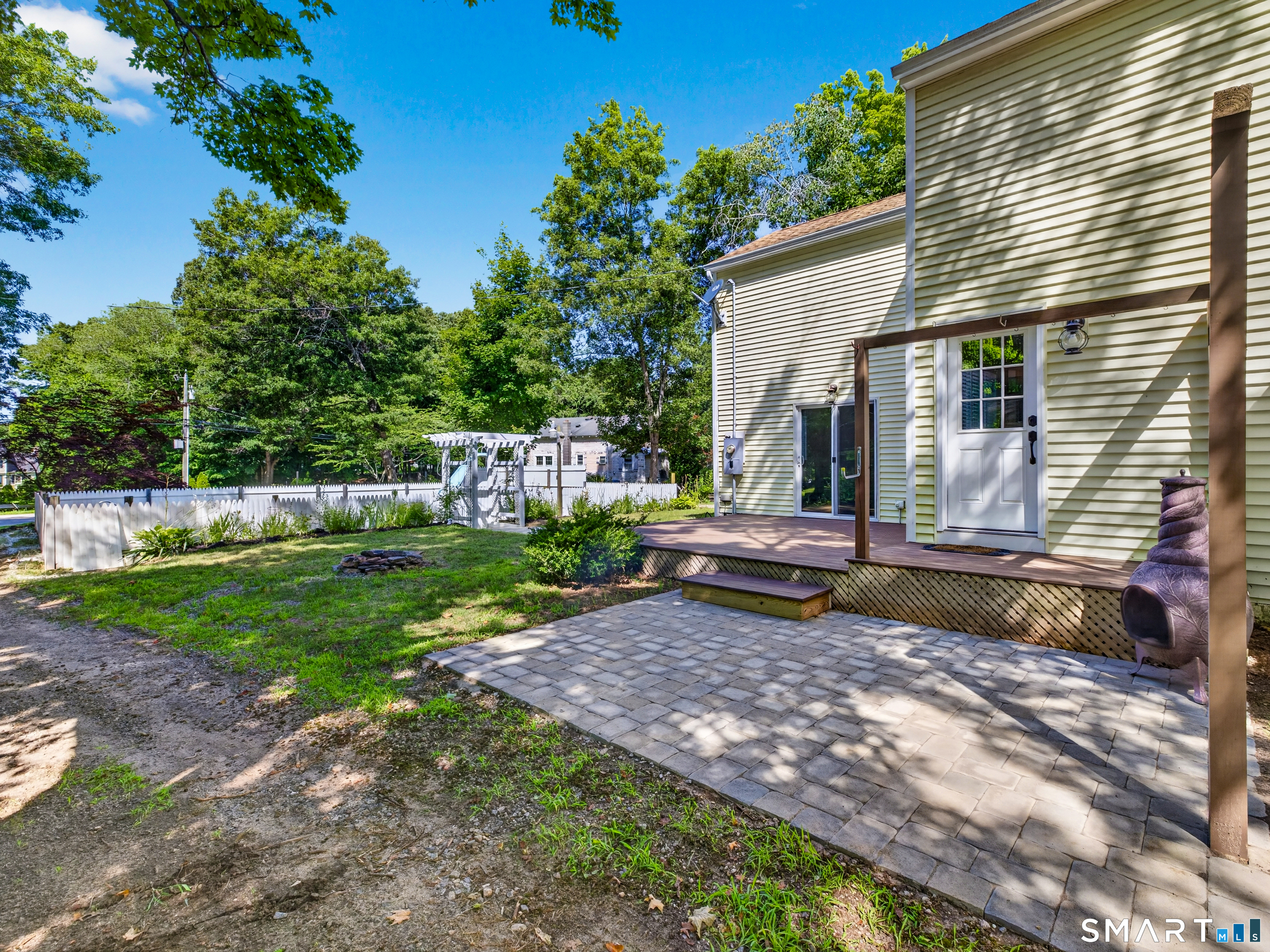 149 Liberty St Street Clinton CT 06413