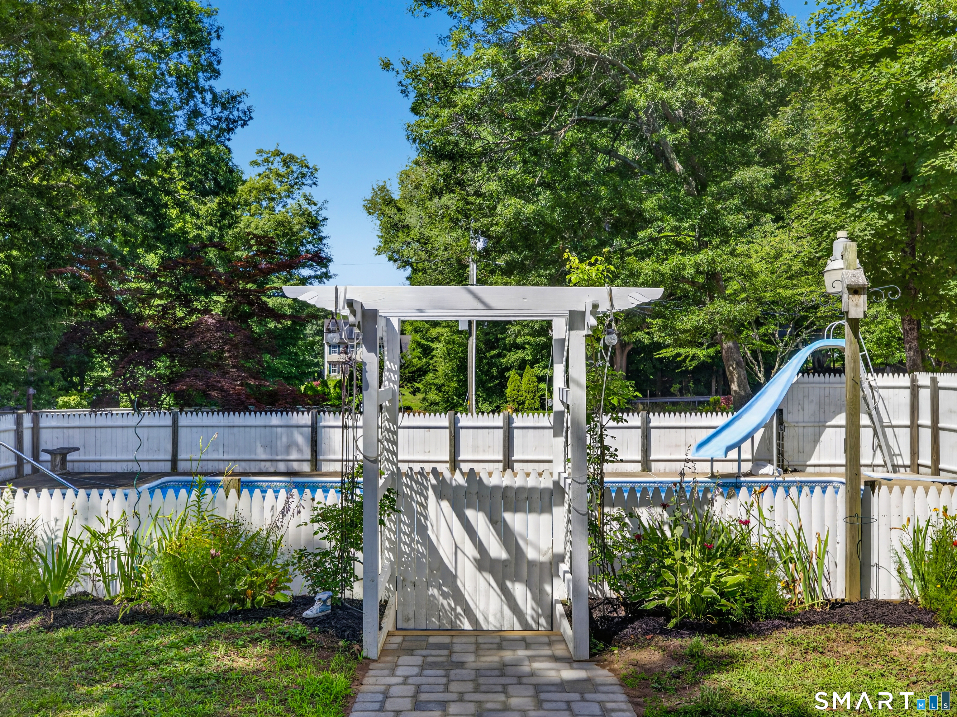 149 Liberty St Street Clinton CT 06413