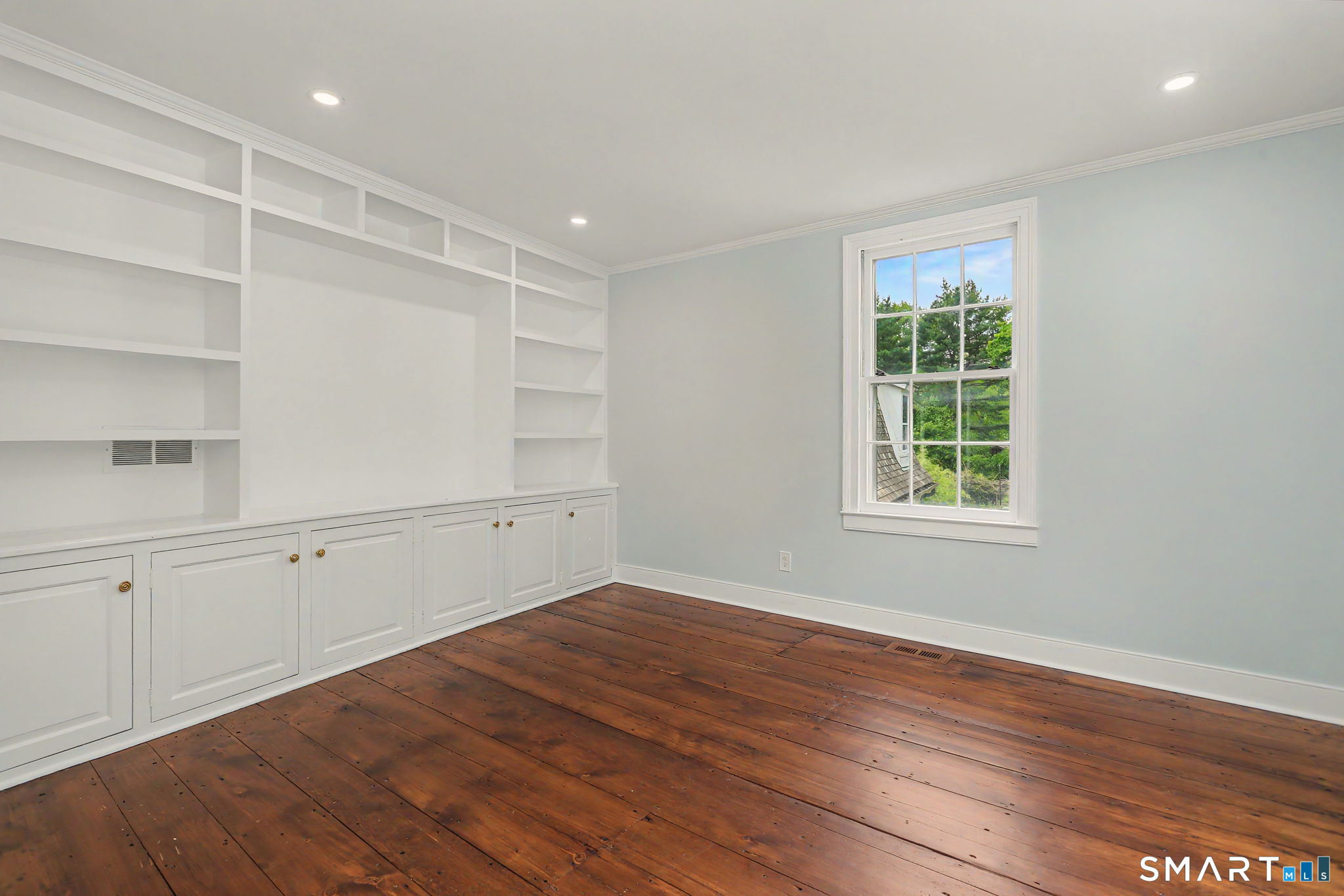 530 Roxbury Road Stamford CT 06902