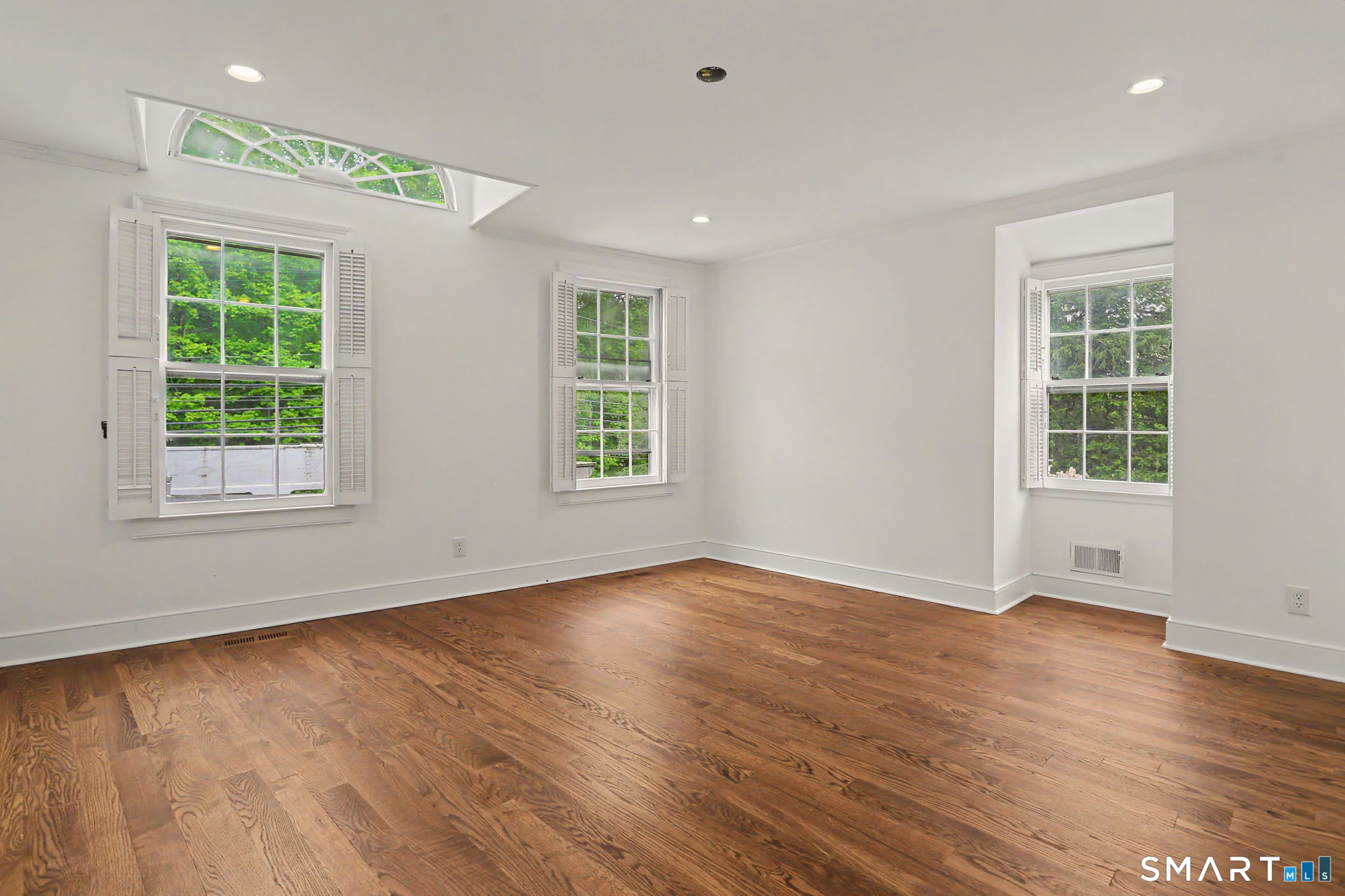 530 Roxbury Road Stamford CT 06902