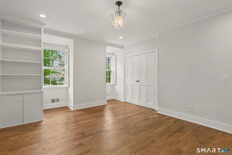 530 Roxbury Road Stamford CT 06902
