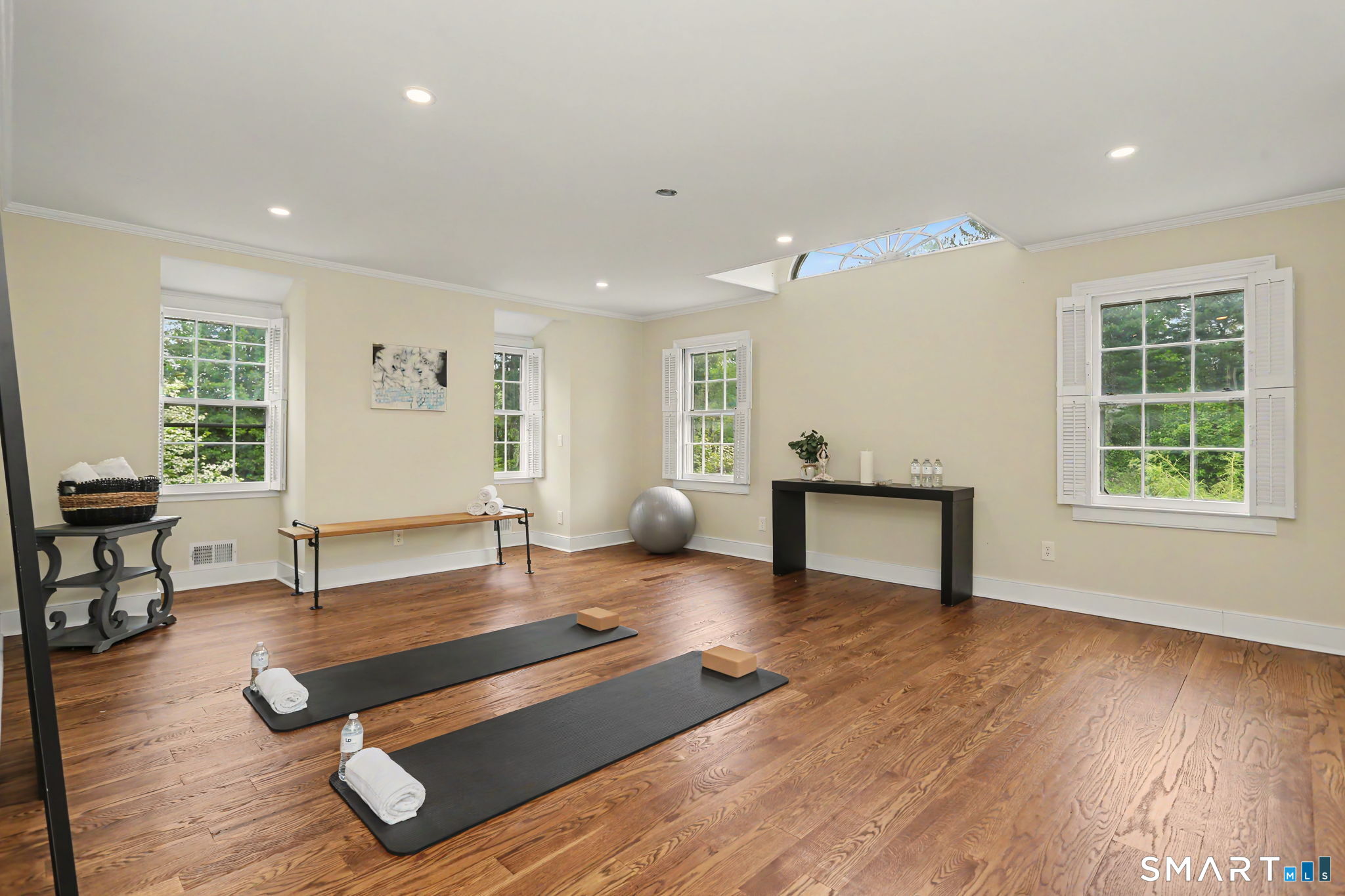 530 Roxbury Road Stamford CT 06902