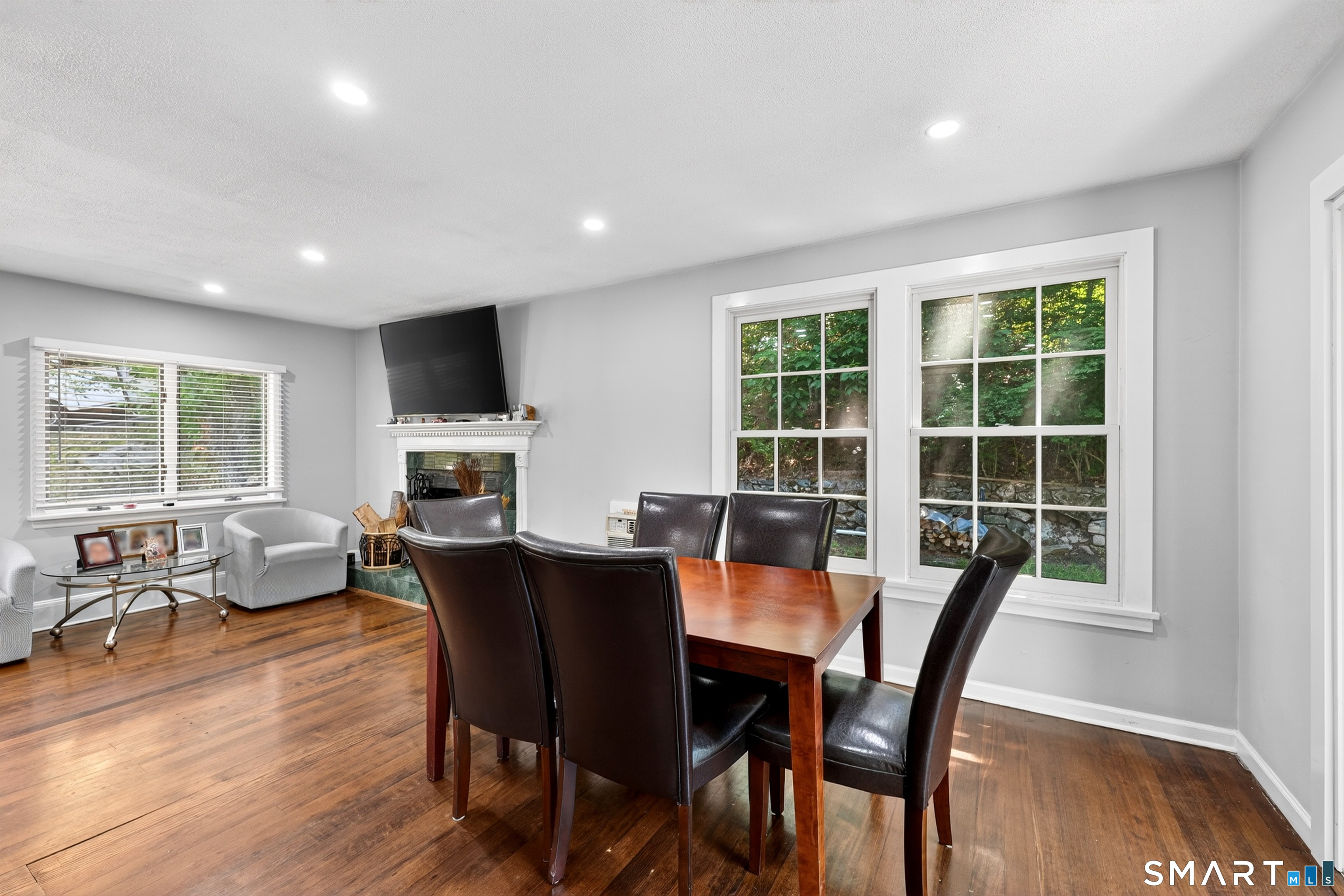 40 Sleepy Hollow Lane Stamford CT 06907