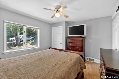 40 Sleepy Hollow Lane Stamford CT 06907