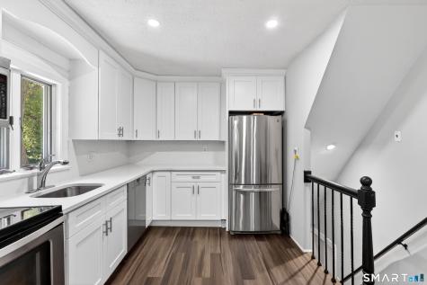 40 Sleepy Hollow Lane Stamford CT 06907