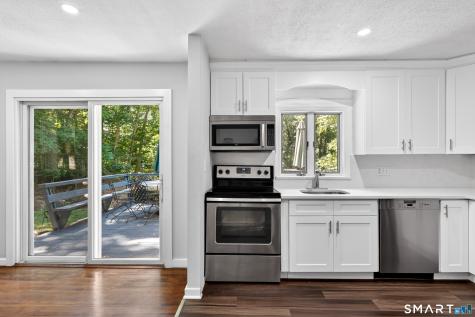40 Sleepy Hollow Lane Stamford CT 06907