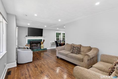 40 Sleepy Hollow Lane Stamford CT 06907