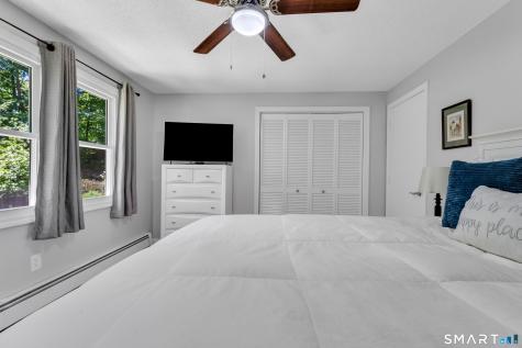181 Wilderwood Drive Guilford CT 06437