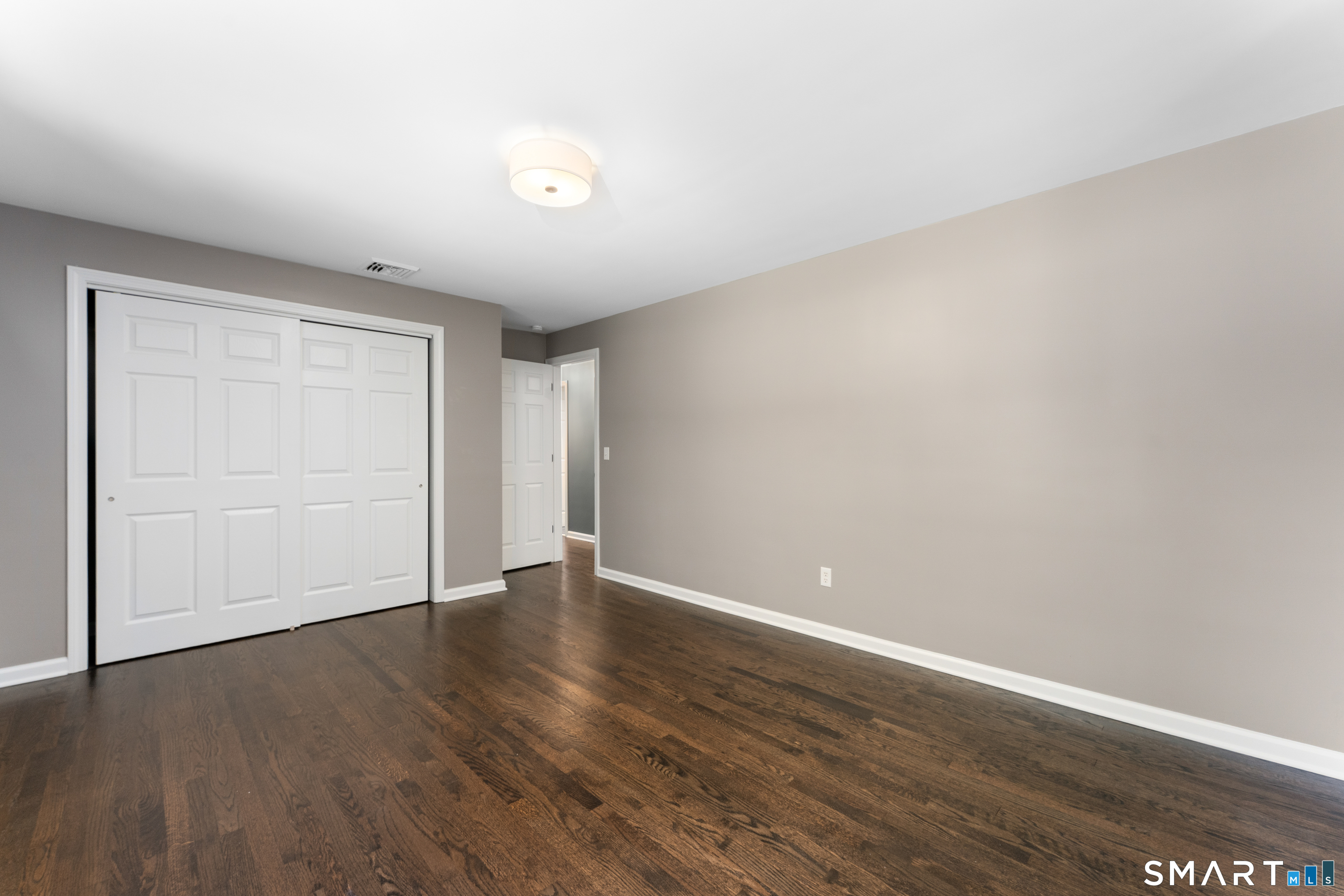 16 Gilbert Hill Road North Haven CT 06473