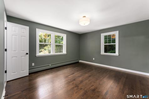 16 Gilbert Hill Road North Haven CT 06473