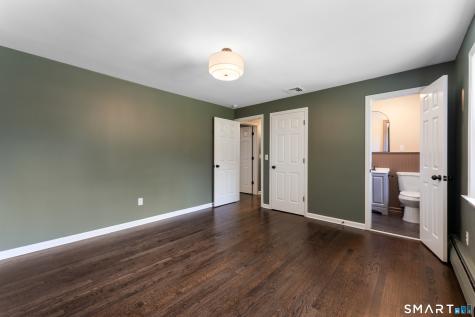 16 Gilbert Hill Road North Haven CT 06473