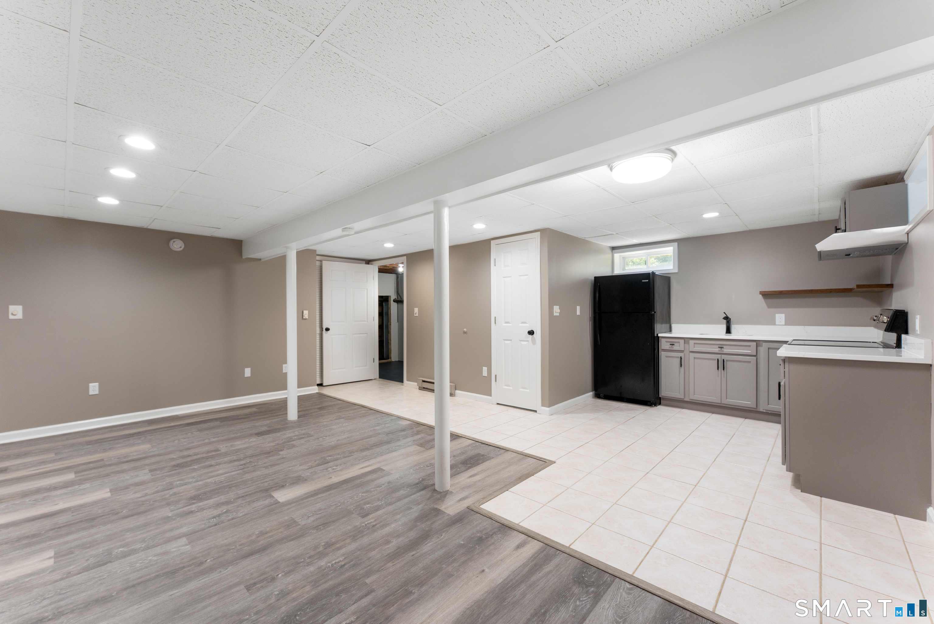 16 Gilbert Hill Road North Haven CT 06473