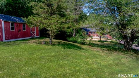 16 Gilbert Hill Road North Haven CT 06473