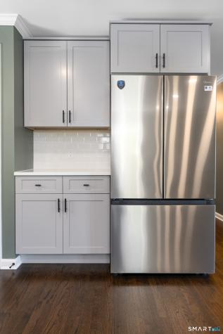 16 Gilbert Hill Road North Haven CT 06473