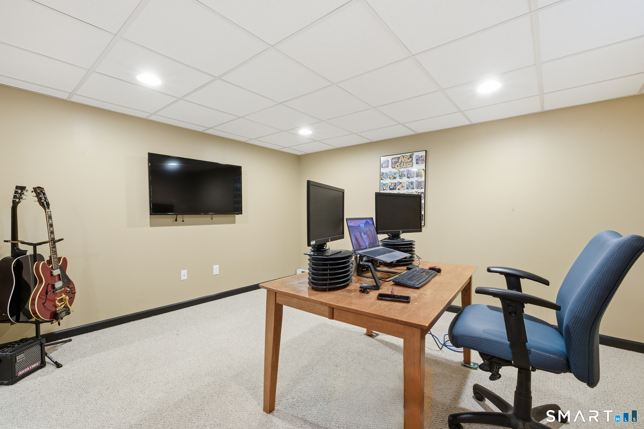 32 Braeside Crescent Manchester CT 06040