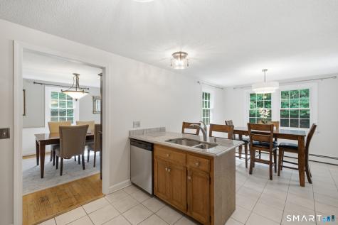 32 Braeside Crescent Manchester CT 06040