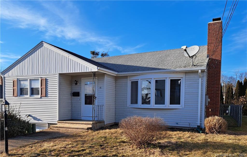 41 Greenway Road New London CT 06320