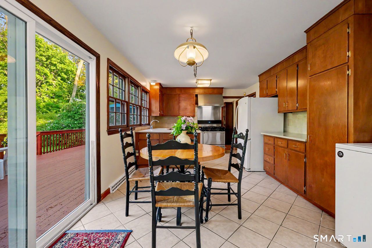 60 Rosebrook Drive Stratford CT 06614