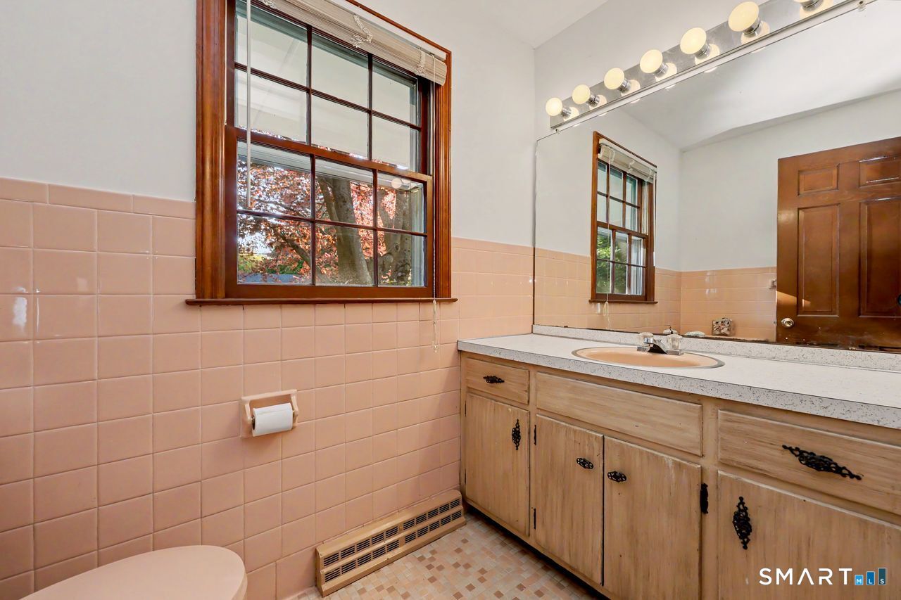60 Rosebrook Drive Stratford CT 06614