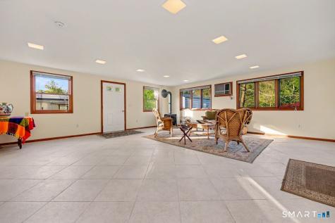 60 Rosebrook Drive Stratford CT 06614