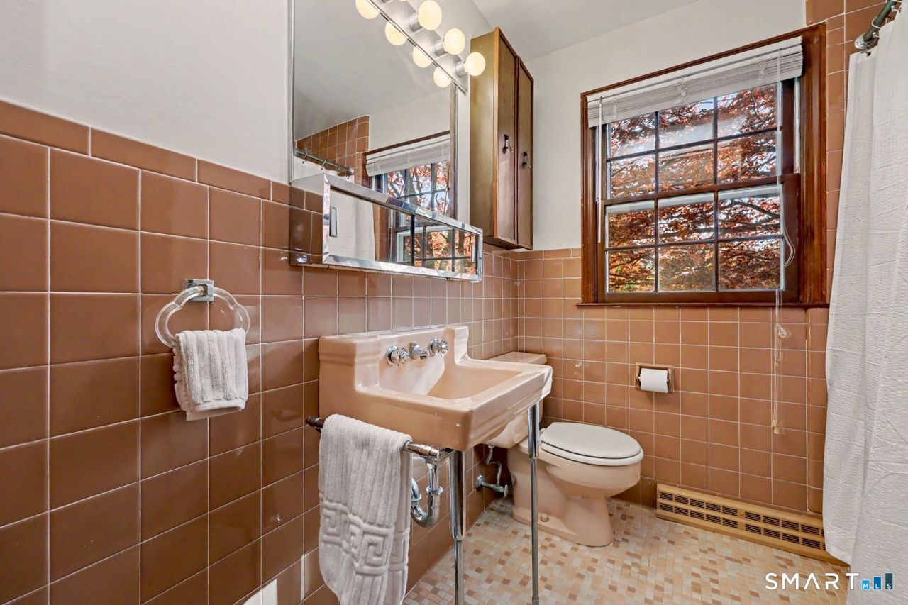 60 Rosebrook Drive Stratford CT 06614
