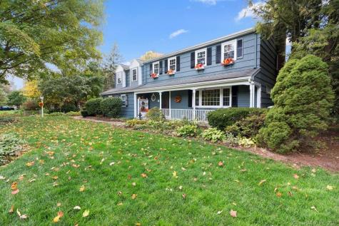 55 Munnisunk Drive Simsbury CT 06070