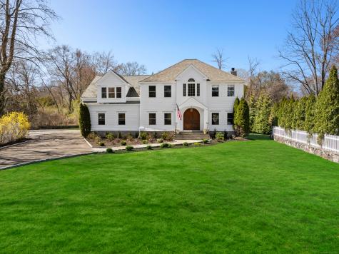 1745 Post Road Darien CT 06820