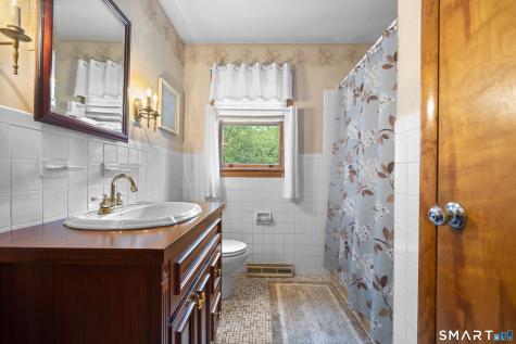 1 Sachem Drive North Haven CT 06473