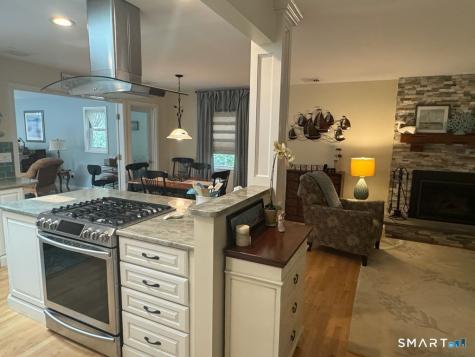 76 Laurelwood Drive East Lyme CT 06357