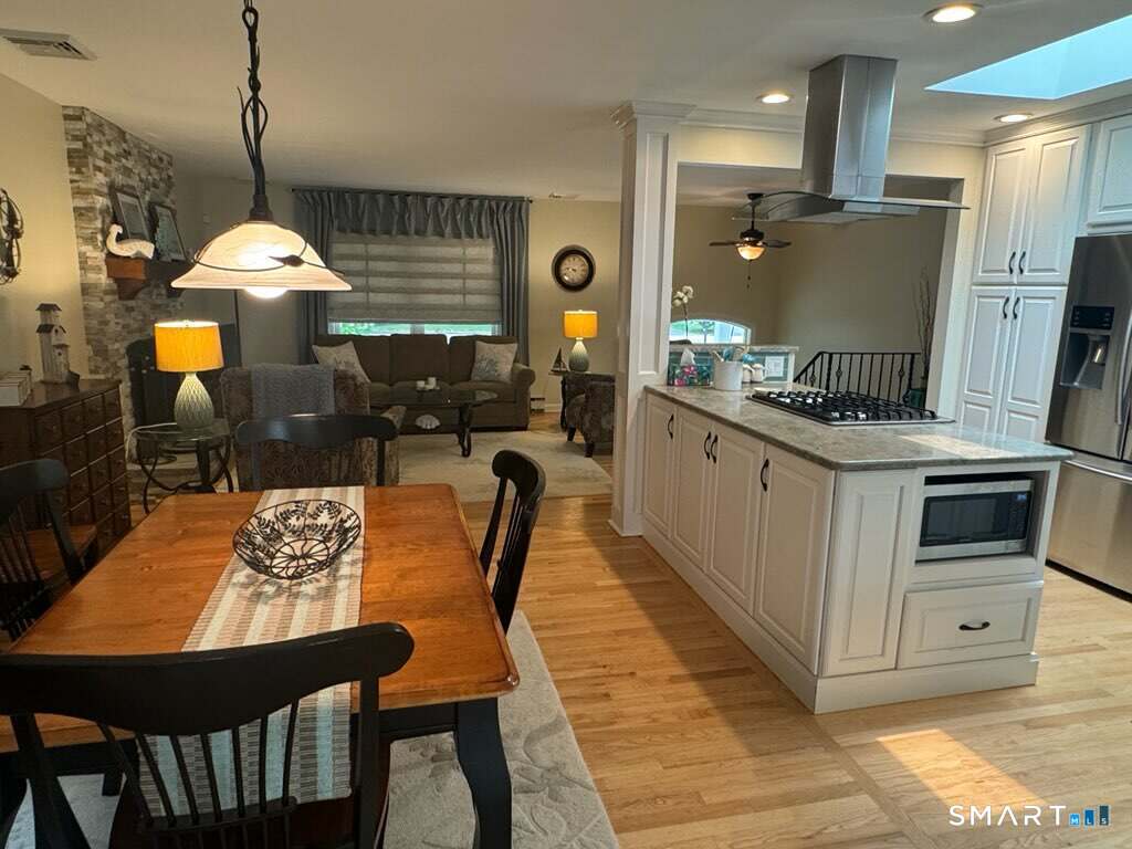 76 Laurelwood Drive East Lyme CT 06357