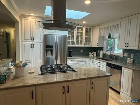 76 Laurelwood Drive East Lyme CT 06357
