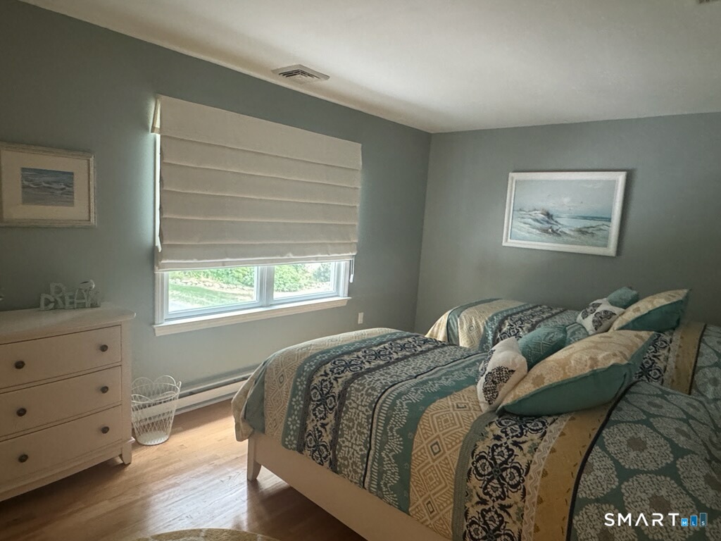 76 Laurelwood Drive East Lyme CT 06357