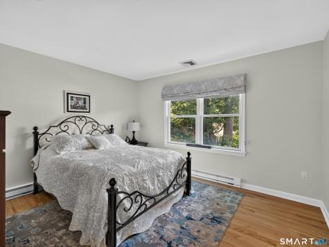 76 Laurelwood Drive East Lyme CT 06357