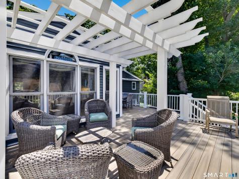 76 Laurelwood Drive East Lyme CT 06357