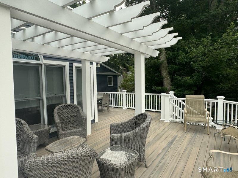 76 Laurelwood Drive East Lyme CT 06357