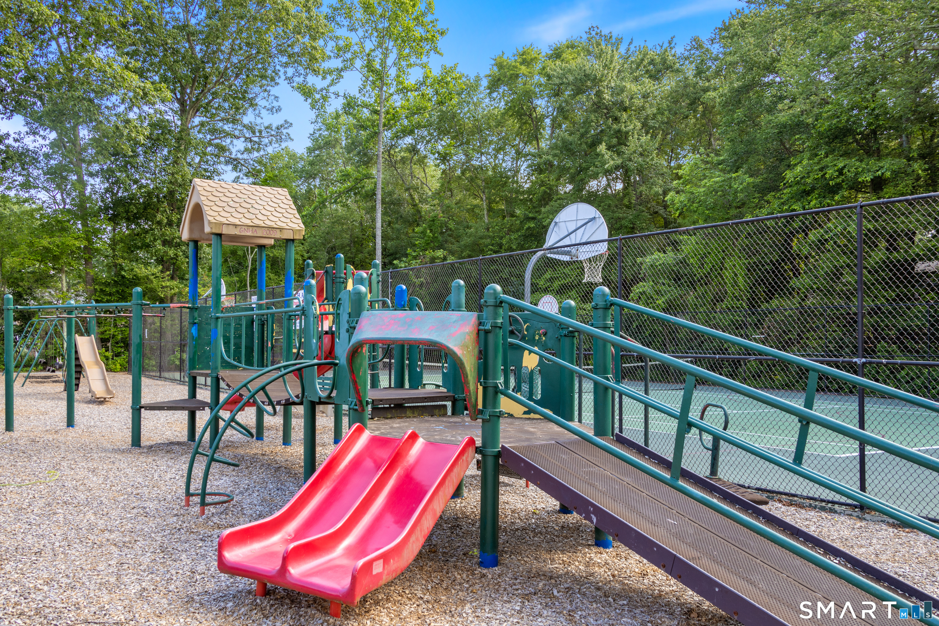 76 Laurelwood Drive East Lyme CT 06357