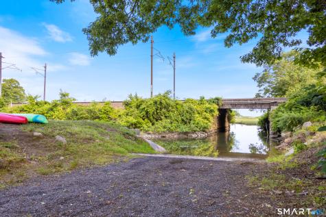 76 Laurelwood Drive East Lyme CT 06357