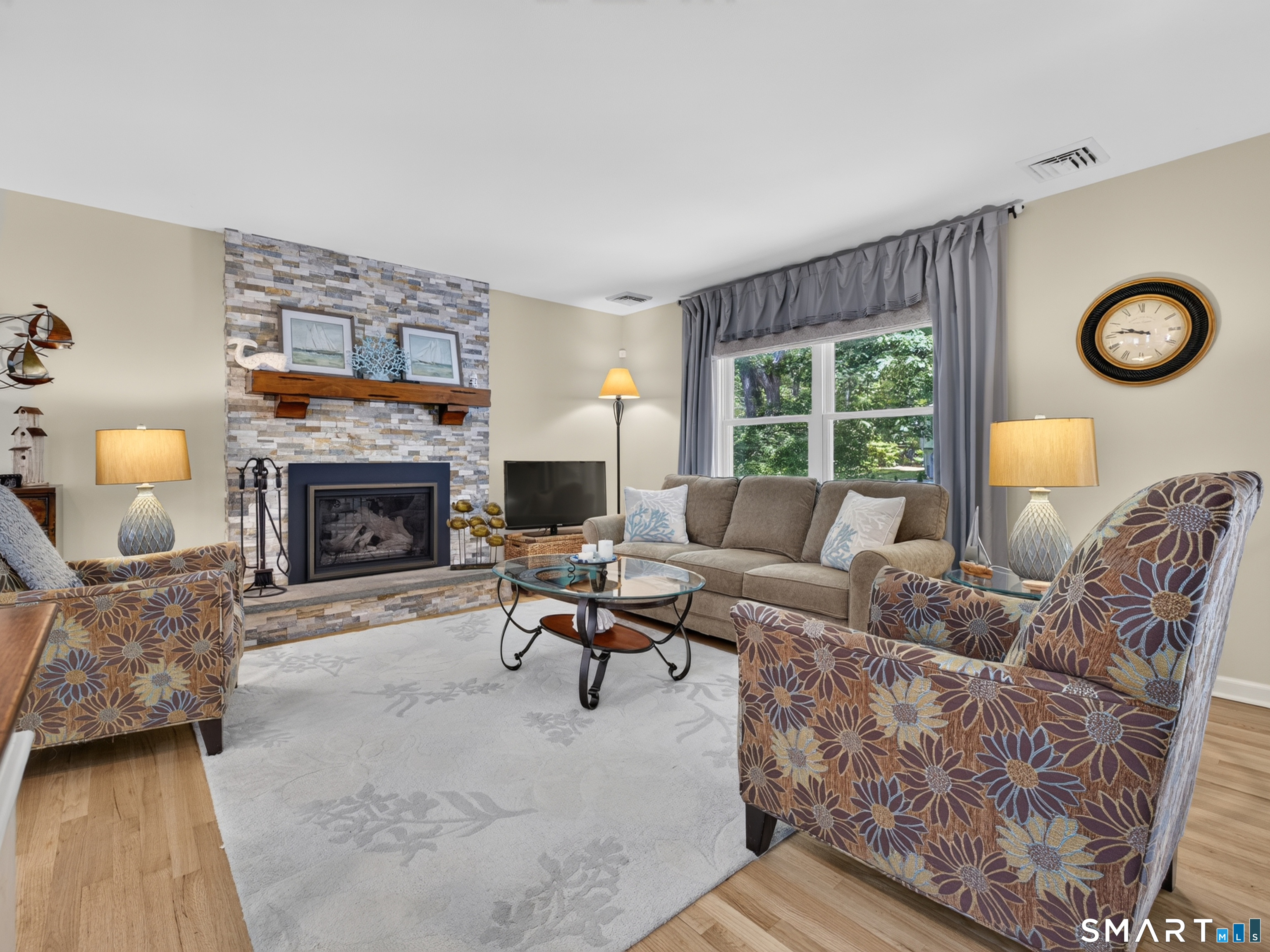 76 Laurelwood Drive East Lyme CT 06357