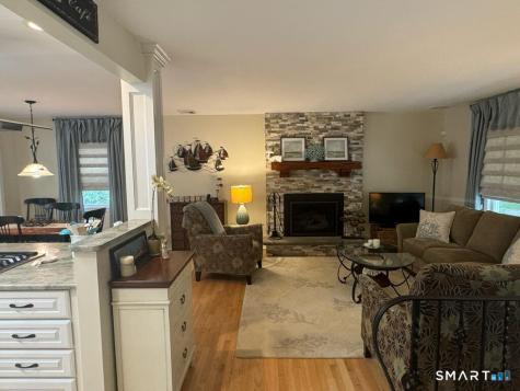 76 Laurelwood Drive East Lyme CT 06357