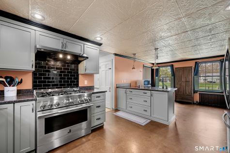 428 Palisado Avenue Windsor CT 06095