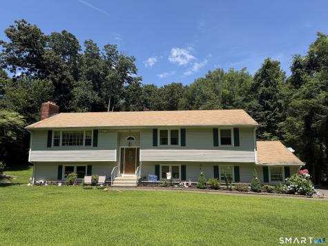 12 Briarwoods Terrace Trumbull CT 06611