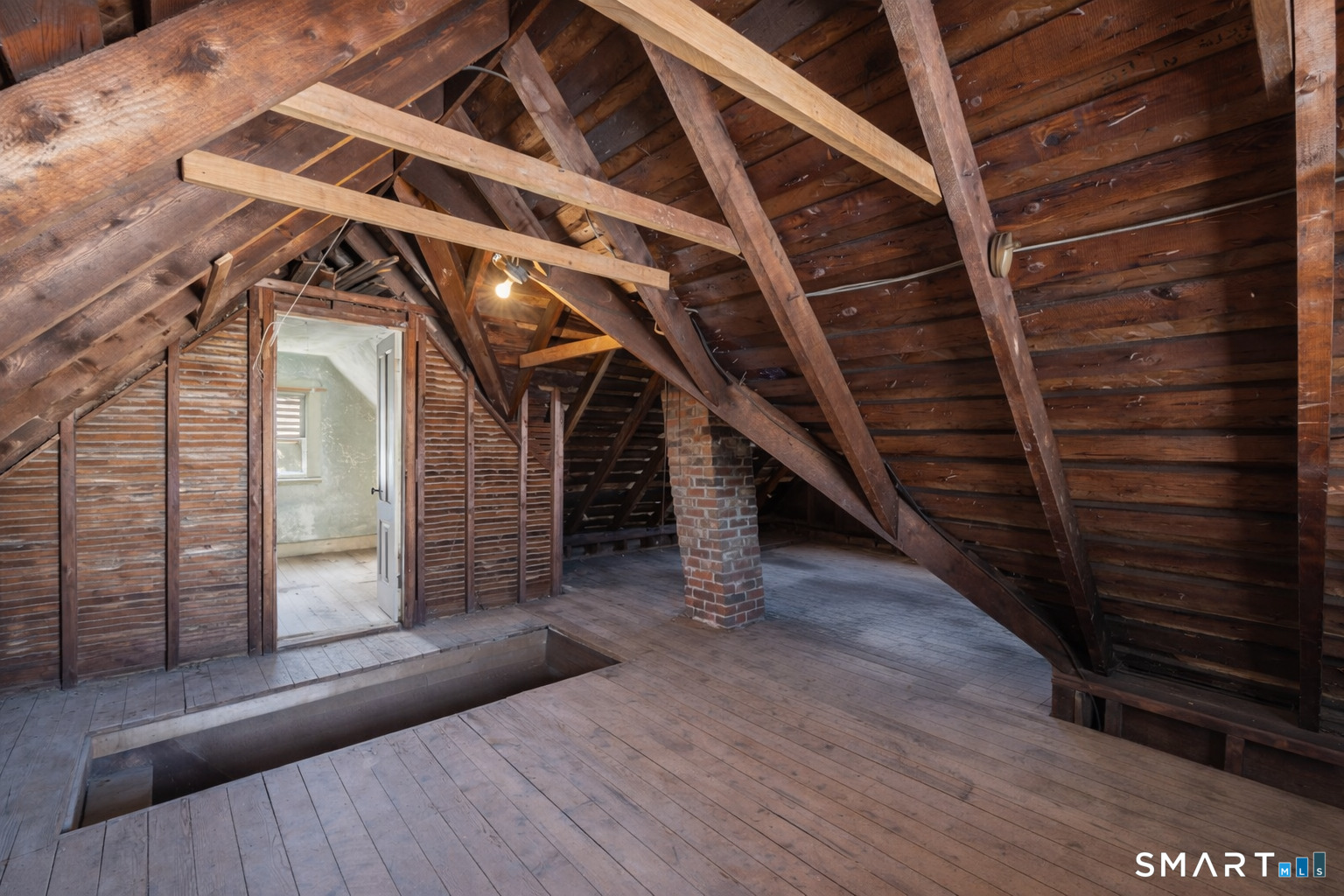 33 Merriman Street Bristol CT 06010