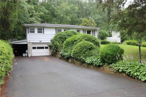 109 Straits Turnpike Lane Morris CT 06763