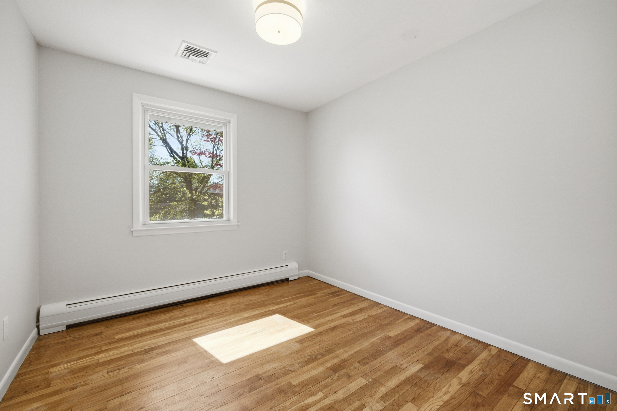 93 Daniel Road Hamden CT 06518